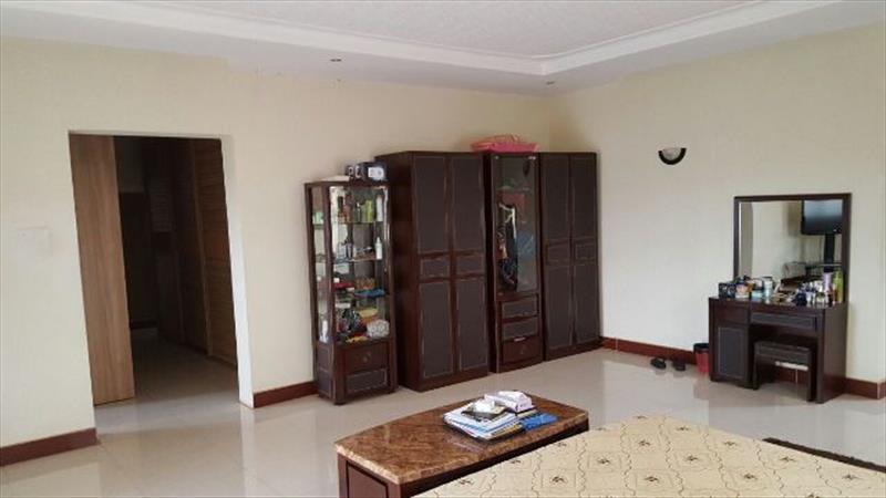 Mansion for sale in Buziga Kampala