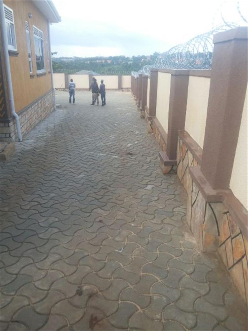 Bungalow for rent in Najjera Wakiso