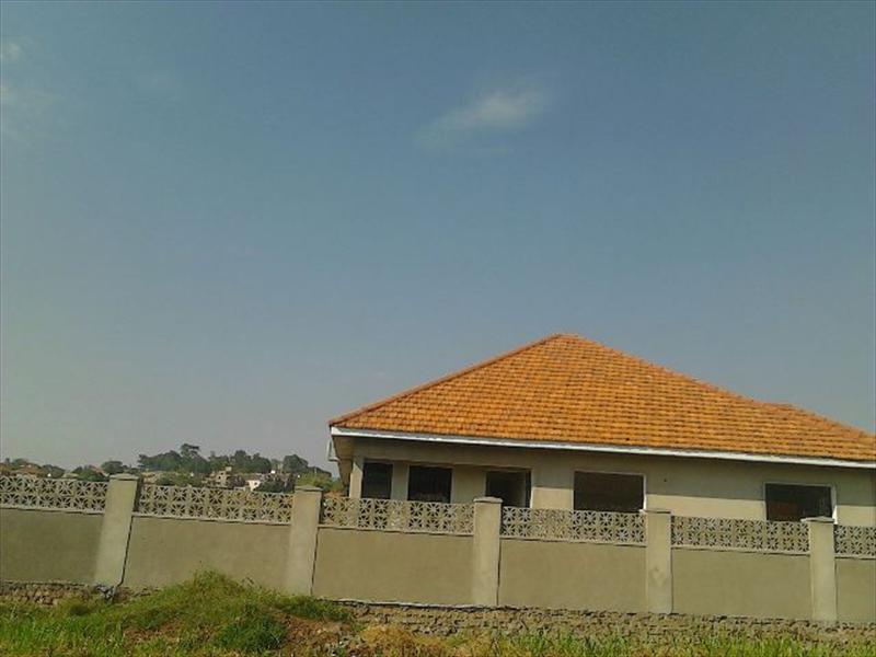 Bungalow for sale in Muyenga Kampala