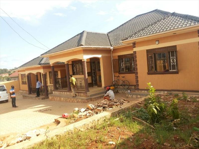 Semi Detached for rent in Kira Kampala