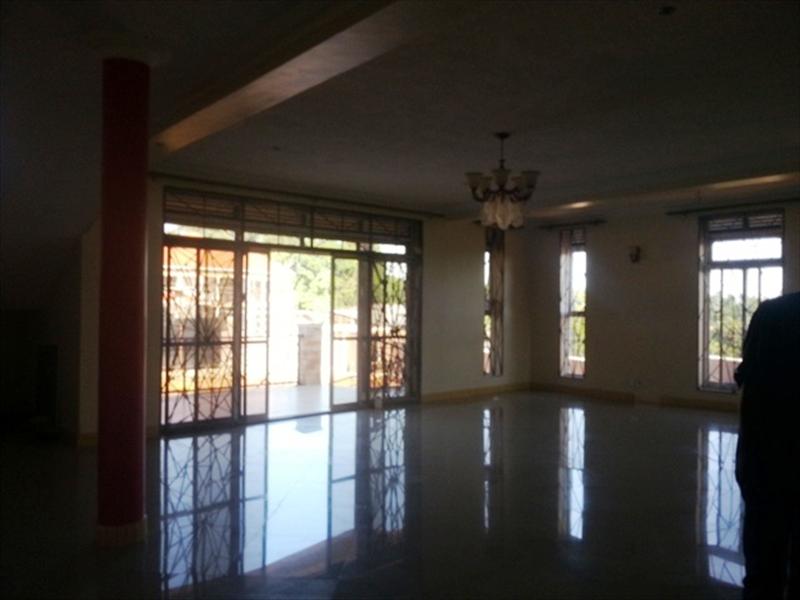 Mansion for sale in Munyonyo Kampala