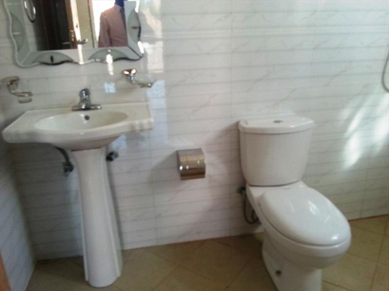 Bathroom (Toilet)