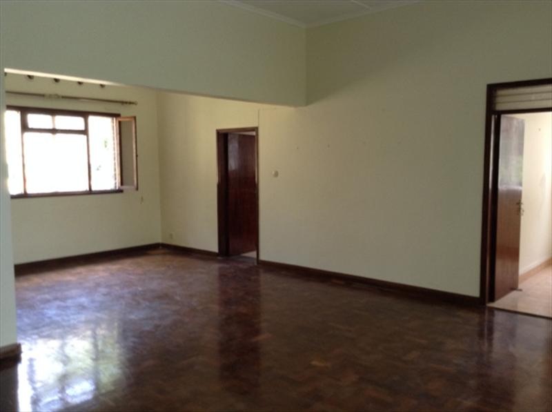 Mansion for rent in Bugoloobi Kampala