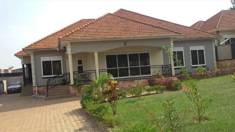 Bungalow for sale in Kiwaatule Kampala