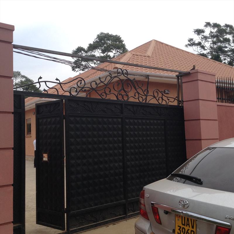 Semi Detached for rent in Kyaliwajjala Wakiso