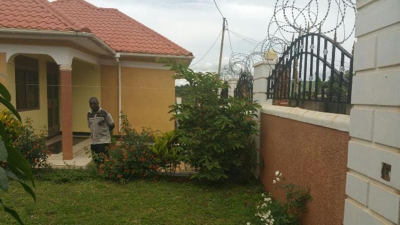 Bungalow for rent in Sonde Wakiso