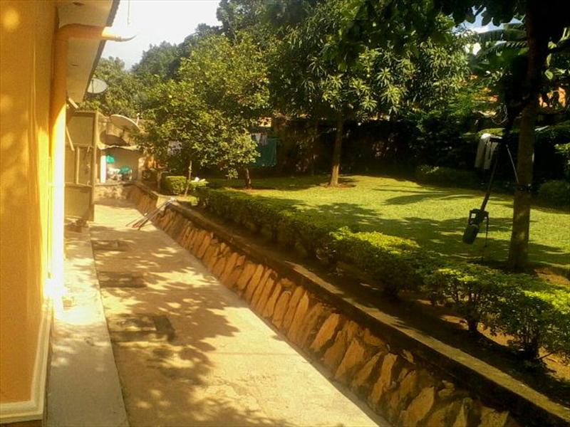 Bungalow for sale in Kyanja Kampala