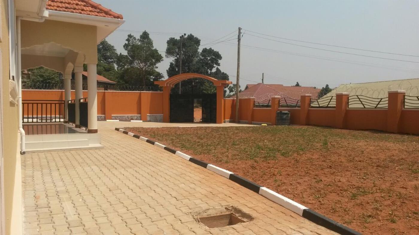 Bungalow for sale in Kitende Kampala