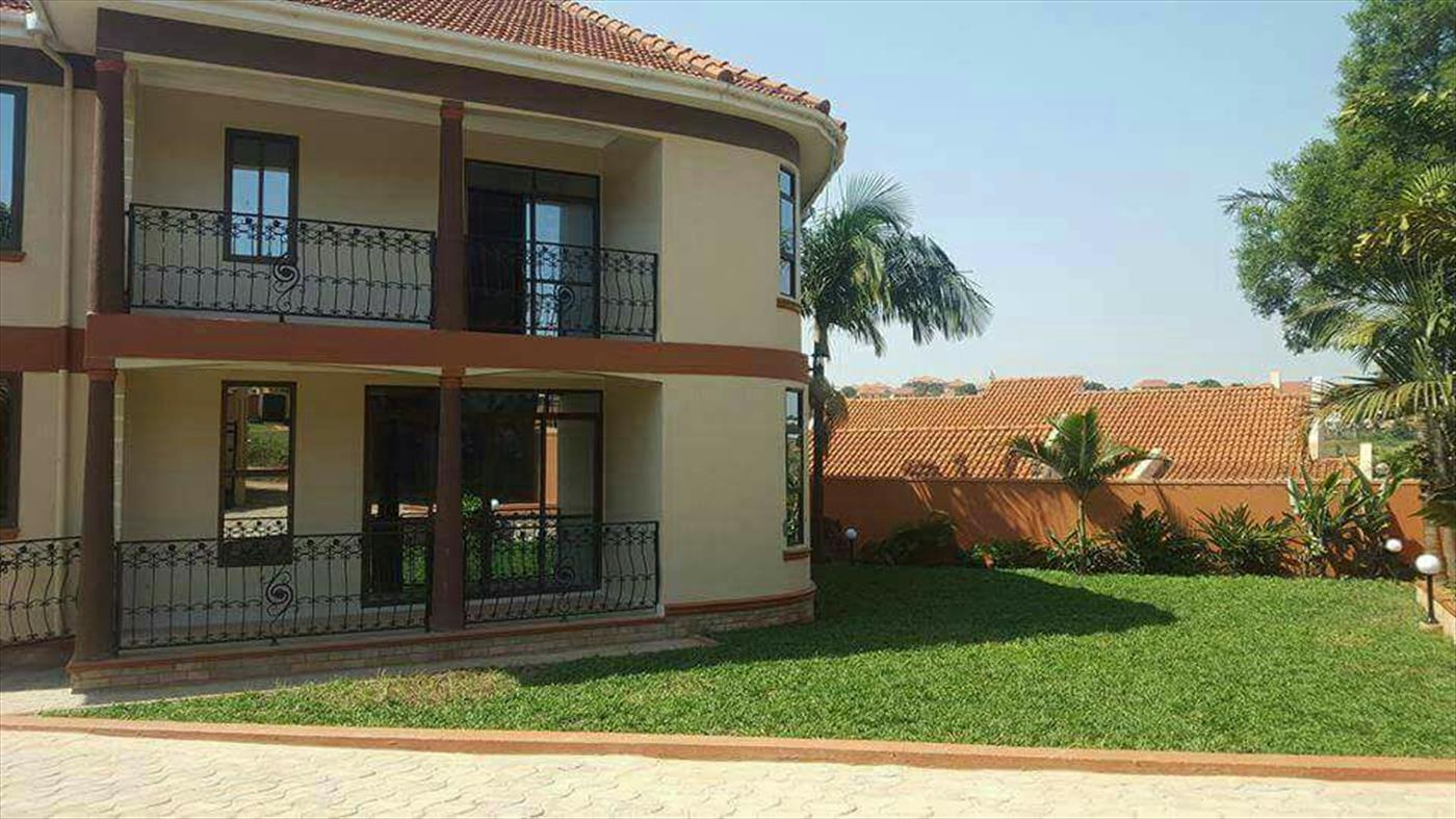 Mansion for sale in Najjera Wakiso