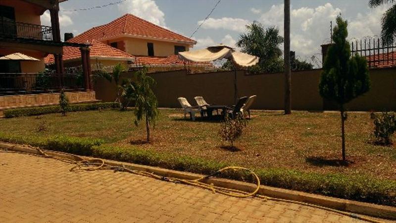 Mansion for sale in Bbunga Kampala