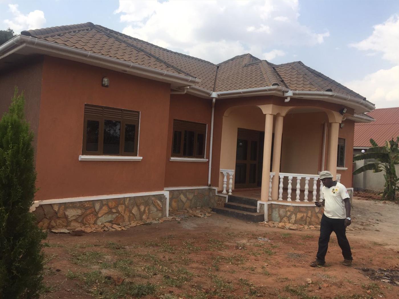 Bungalow for sale in Kasangati Wakiso