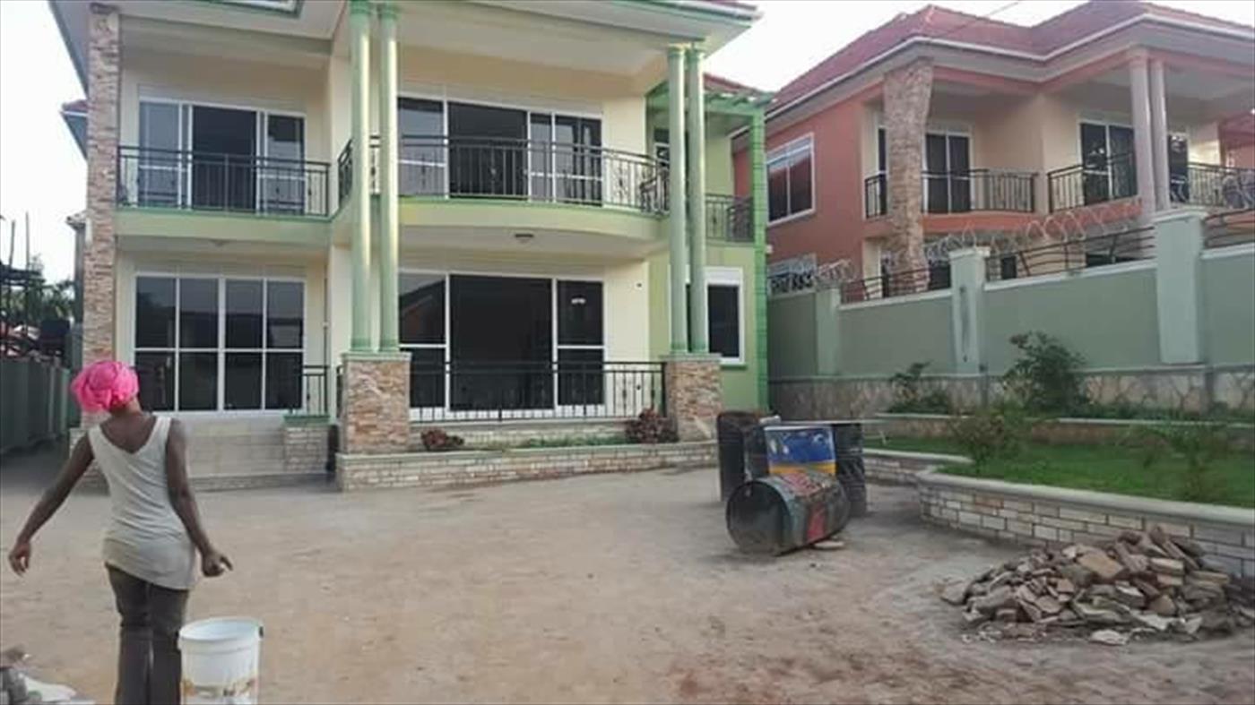 Mansion for sale in Naalya Kampala