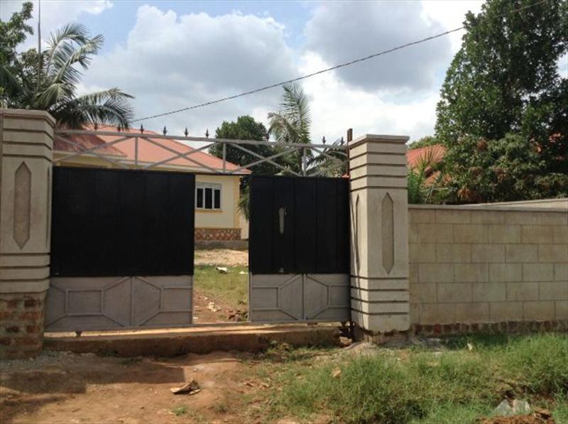 Bungalow for sale in Bweyogerere Kampala