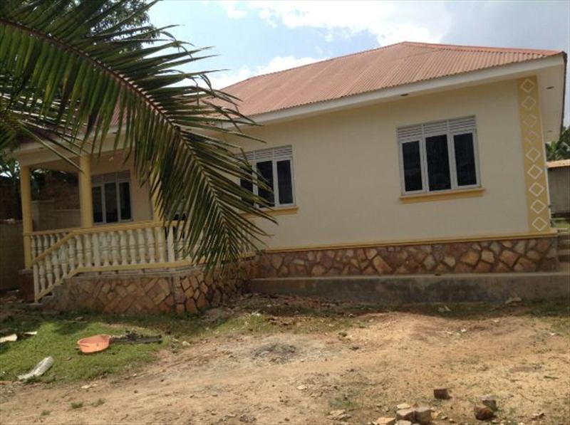 Bungalow for sale in Bweyogerere Kampala