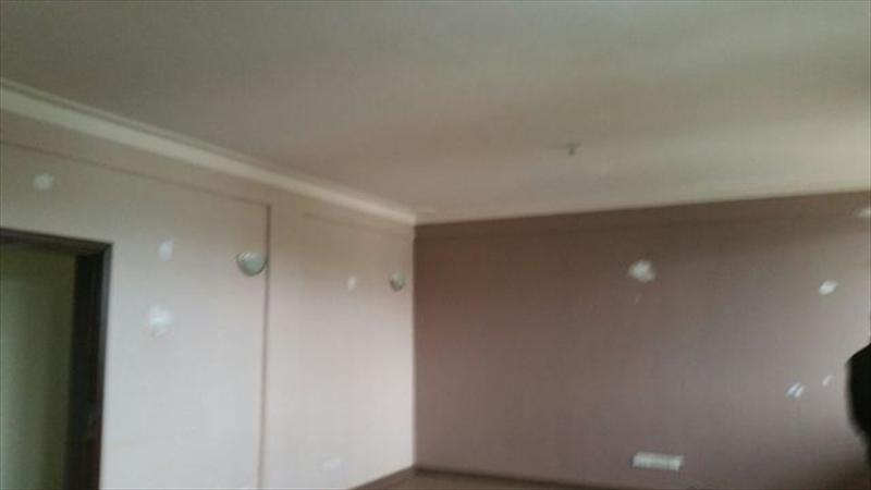 Apartment for sale in Bugoloobi Kampala