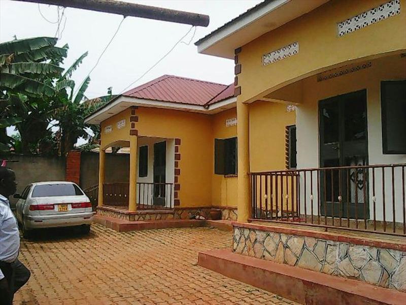 Semi Detached for sale in Kitende Kampala