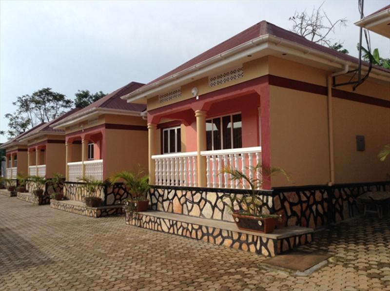 Semi Detached for rent in Mutundwe Kampala