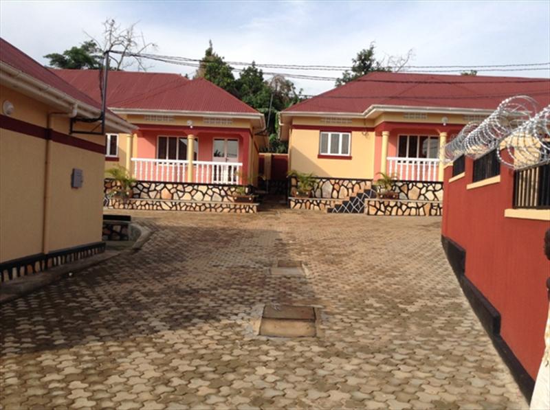 Semi Detached for rent in Mutundwe Kampala