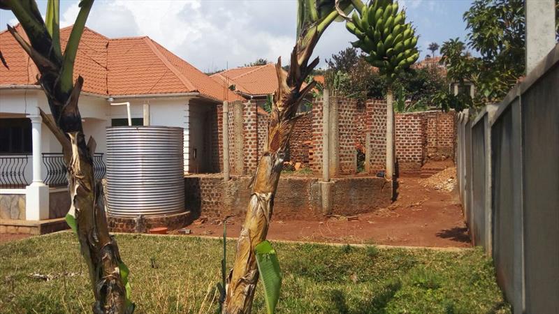 Bungalow for sale in Seguku Wakiso