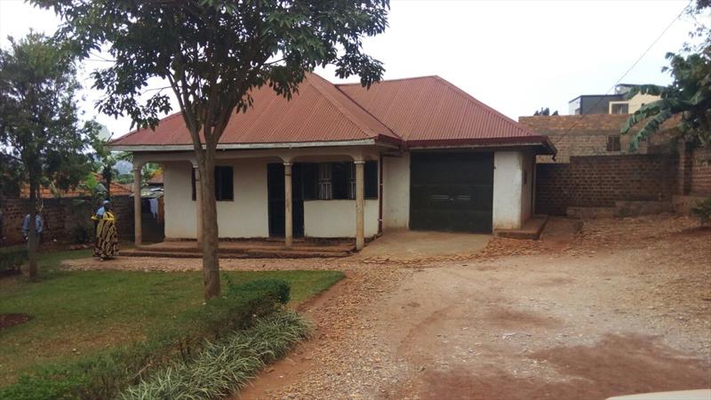 Bungalow for sale in Seguku Wakiso