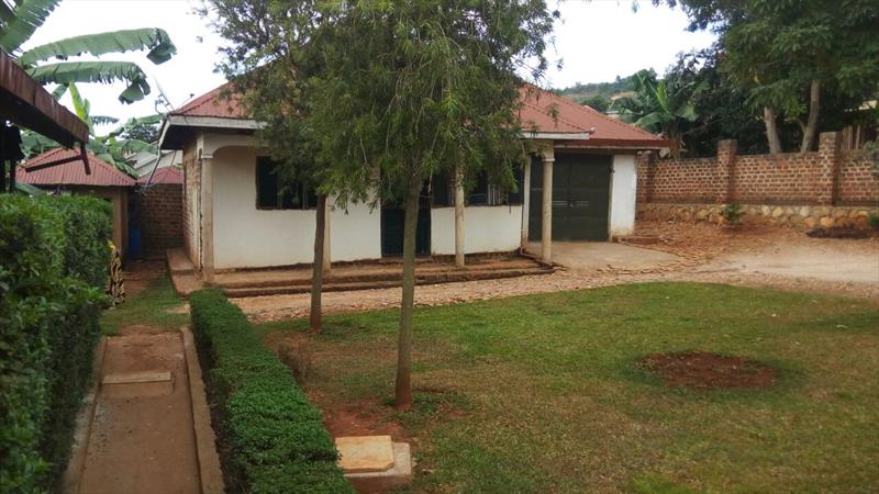 Bungalow for sale in Seguku Wakiso