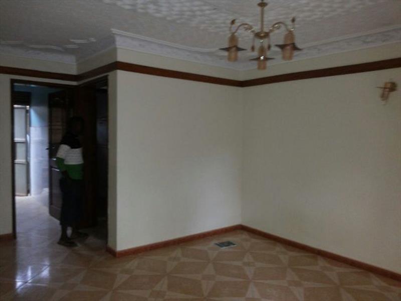 Apartment for rent in Bwebajja Wakiso