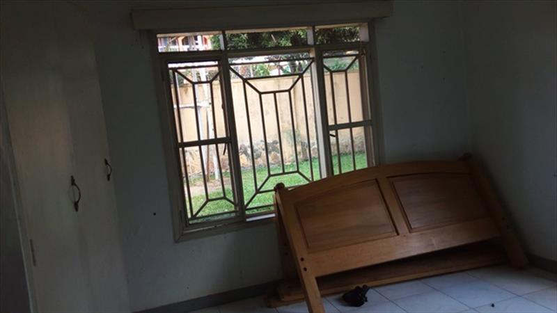 Bungalow for rent in Mbuya Kampala