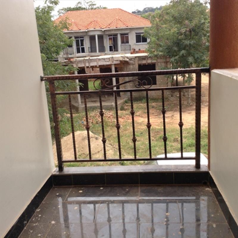 Mansion for rent in Muyenga Kampala