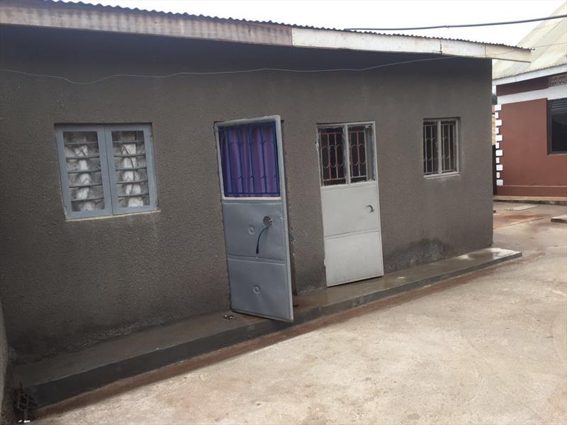 Bungalow for sale in Kiwaatule Kampala