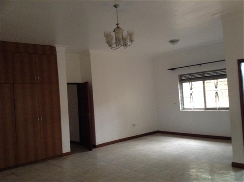 Bungalow for rent in Kyambogo Kampala