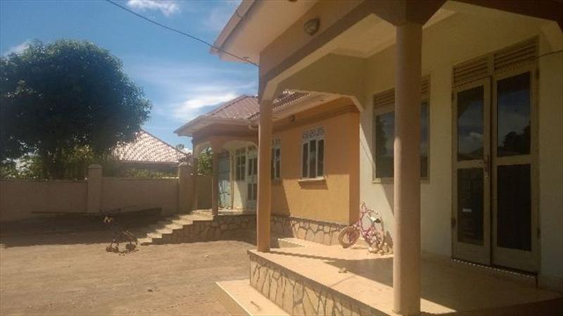 Semi Detached for sale in Kitende Wakiso