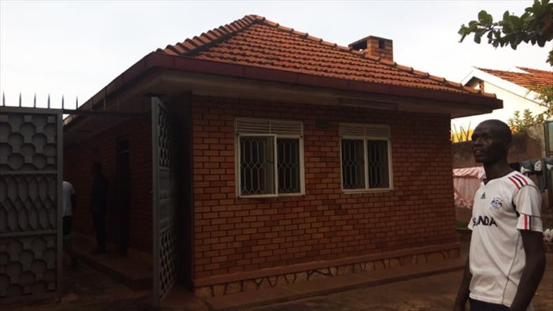 Mansion for rent in Muyenga Kampala