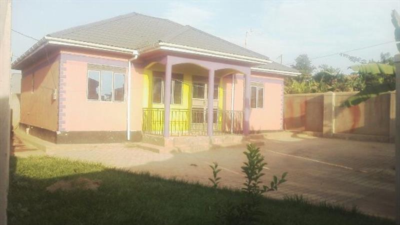 Bungalow for sale in Kasangati Wakiso