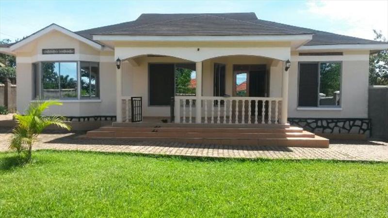 Bungalow for rent in Luzira Kampala