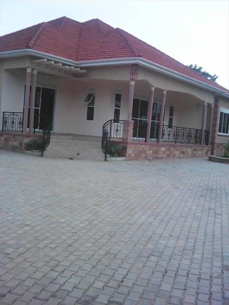 Bungalow for sale in Kyaliwajjala Kampala