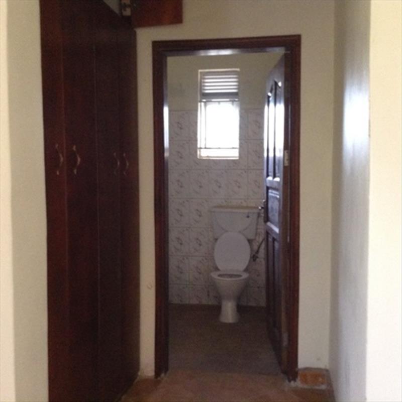 Bathroom (Toilet)