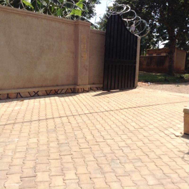 Semi Detached for rent in Kira Kampala