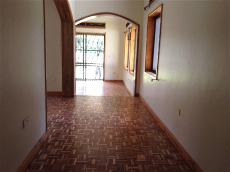 Mansion for rent in Kololo Kampala