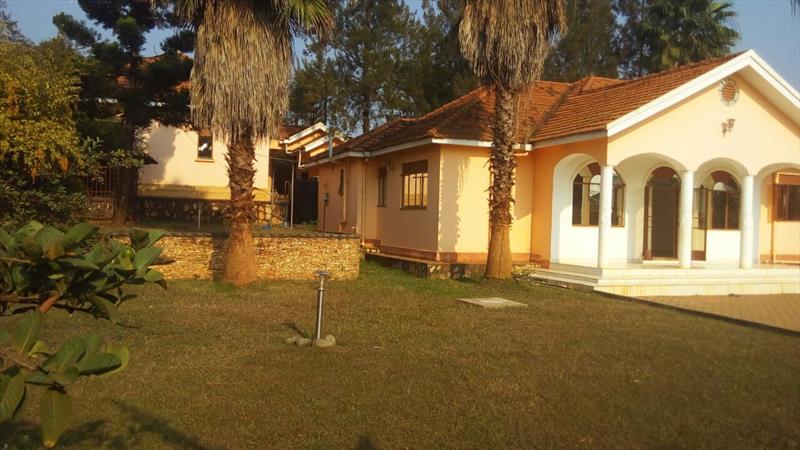 Bungalow for rent in Lubowa Wakiso