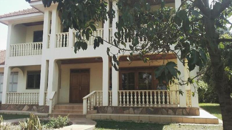 Bungalow for sale in Mbuya Kampala