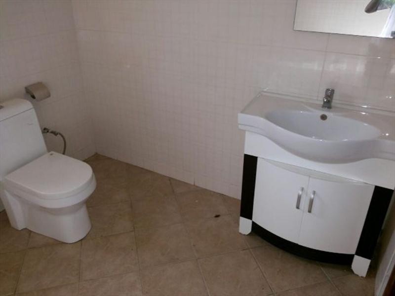 Bathroom (Toilet)