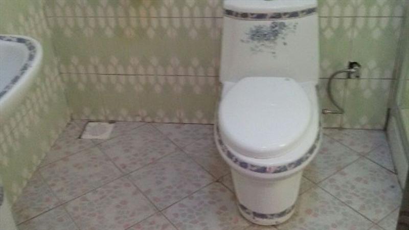 Bathroom (Toilet)