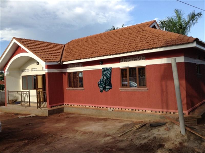 Bungalow for rent in Naalya Kampala