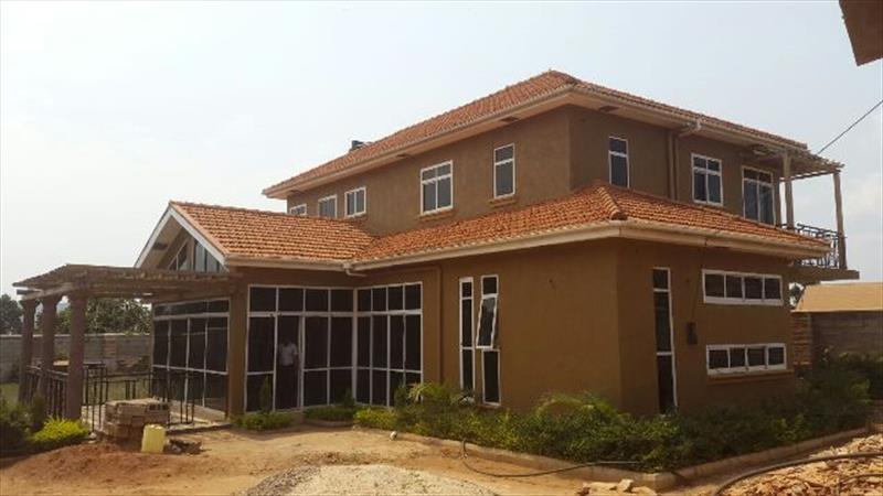 Mansion for sale in Muyenga Kampala