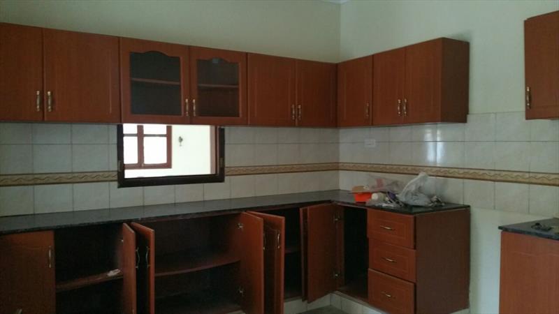 Mansion for rent in Naguru Kampala