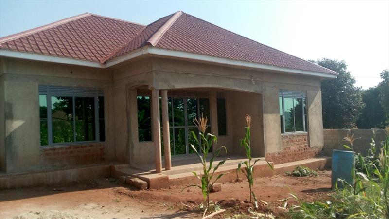 Bungalow for sale in Bwebajja Wakiso