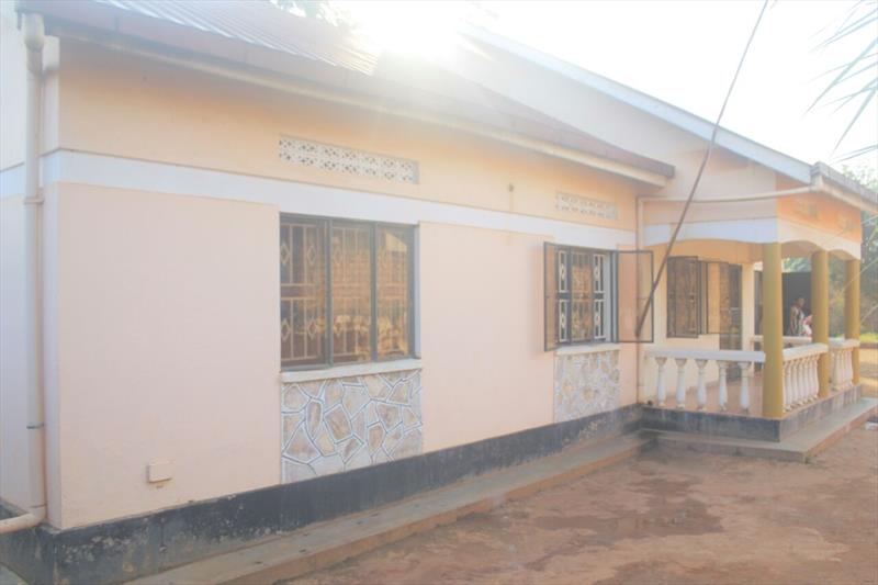 Bungalow for sale in Bwebajja Wakiso