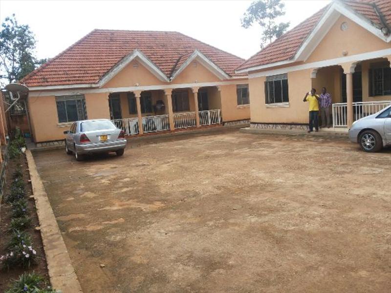 Semi Detached for rent in Kiwaatule Kampala