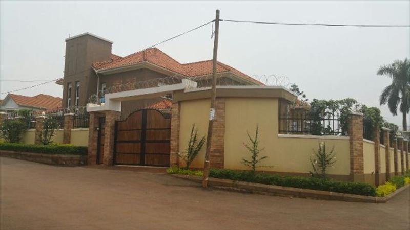 Mansion for sale in Bbunga Kampala