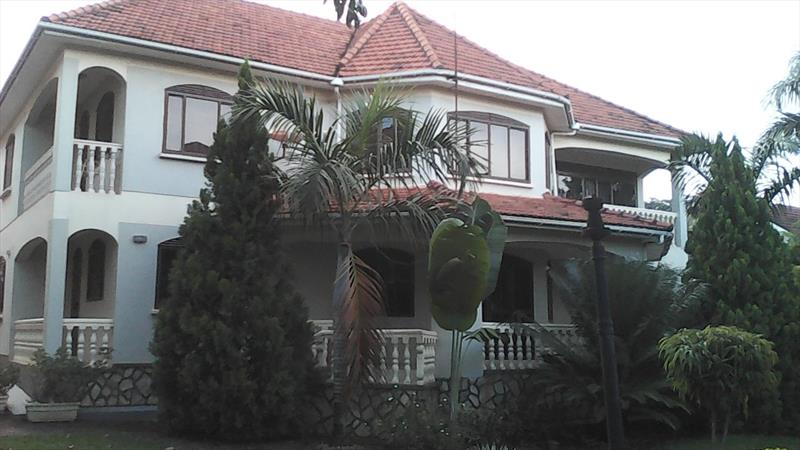 Mansion for sale in Munyonyo Kampala